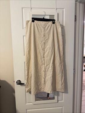 Ava & Viv Cream Button-Front Maxi Skirt